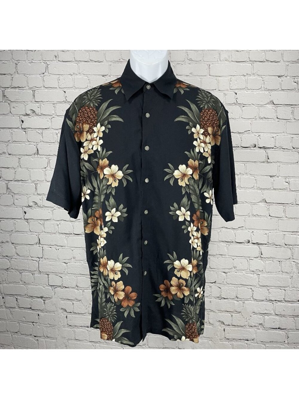 Campia Moda Black Floral Hawaiian Lightweight Button Up Shirt Size Small S